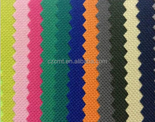 60T-66T Densité étanche au vent 600D Tissu 100% nylon pour fonction étanche au vent