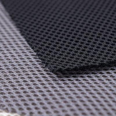 30D-150D Tissu en maille d'espacement 3D résistant aux déchirures 100% polyester pour la fabrication de tapis