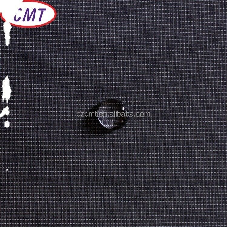 Tissu de polyester CMT Ripstop pour la densité de doublure 180T Tissu d'Oxford 75D Filament de fil
